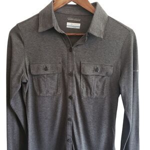 Columbia Gray Omni Wick Button Down Top